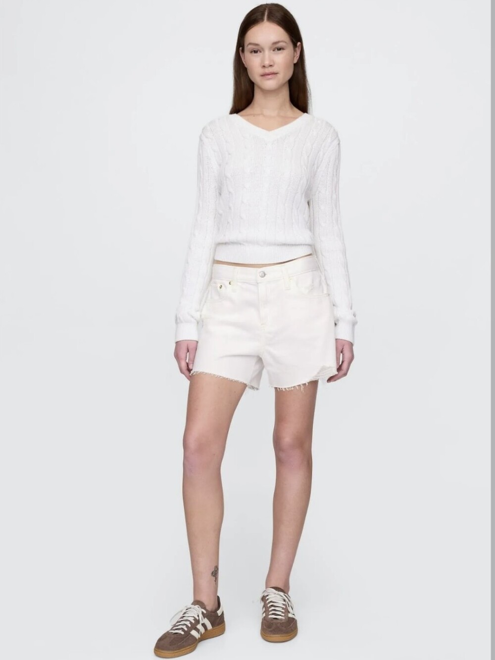 NWT GAP 4" Mid Rise UltraSoft Relaxed Cutoff Shorts Size 6 28" Waist Fresh White